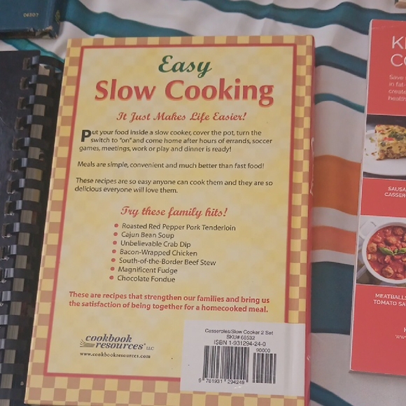 Assorted Cookbook Collection - Picture 10 of 14